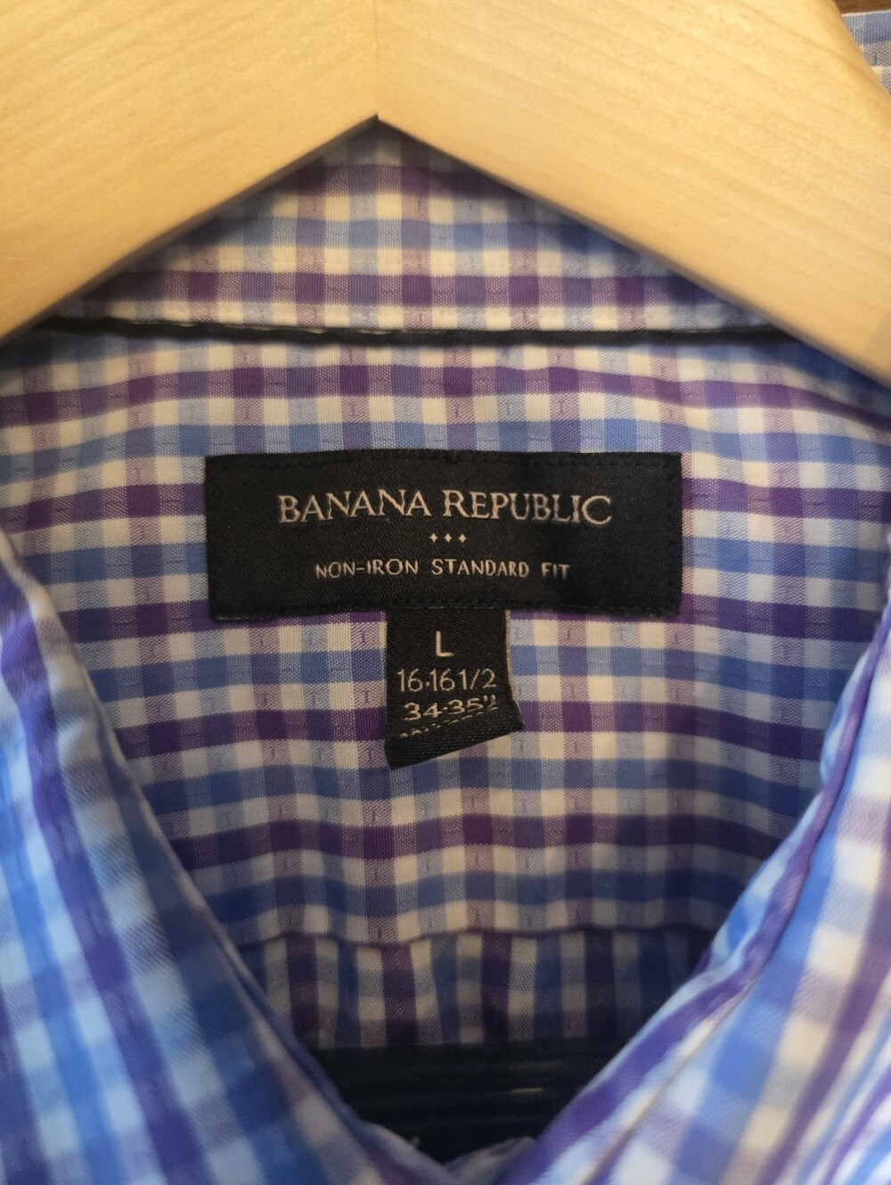 Banana Republic Non-Iron Gingham Dress Shirt - Size L (16-16.5 / 34-35)